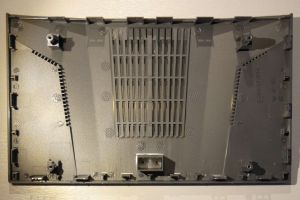 Top case with clips everywhere Top case with clips everywhere
