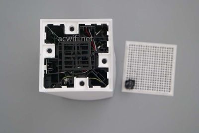 Linksys MX4200 screws Linksys MX4200 screws