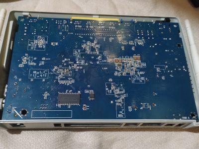 p-2612hnu-f1f_pcb1.jpg p-2612hnu-f1f_pcb1.jpg